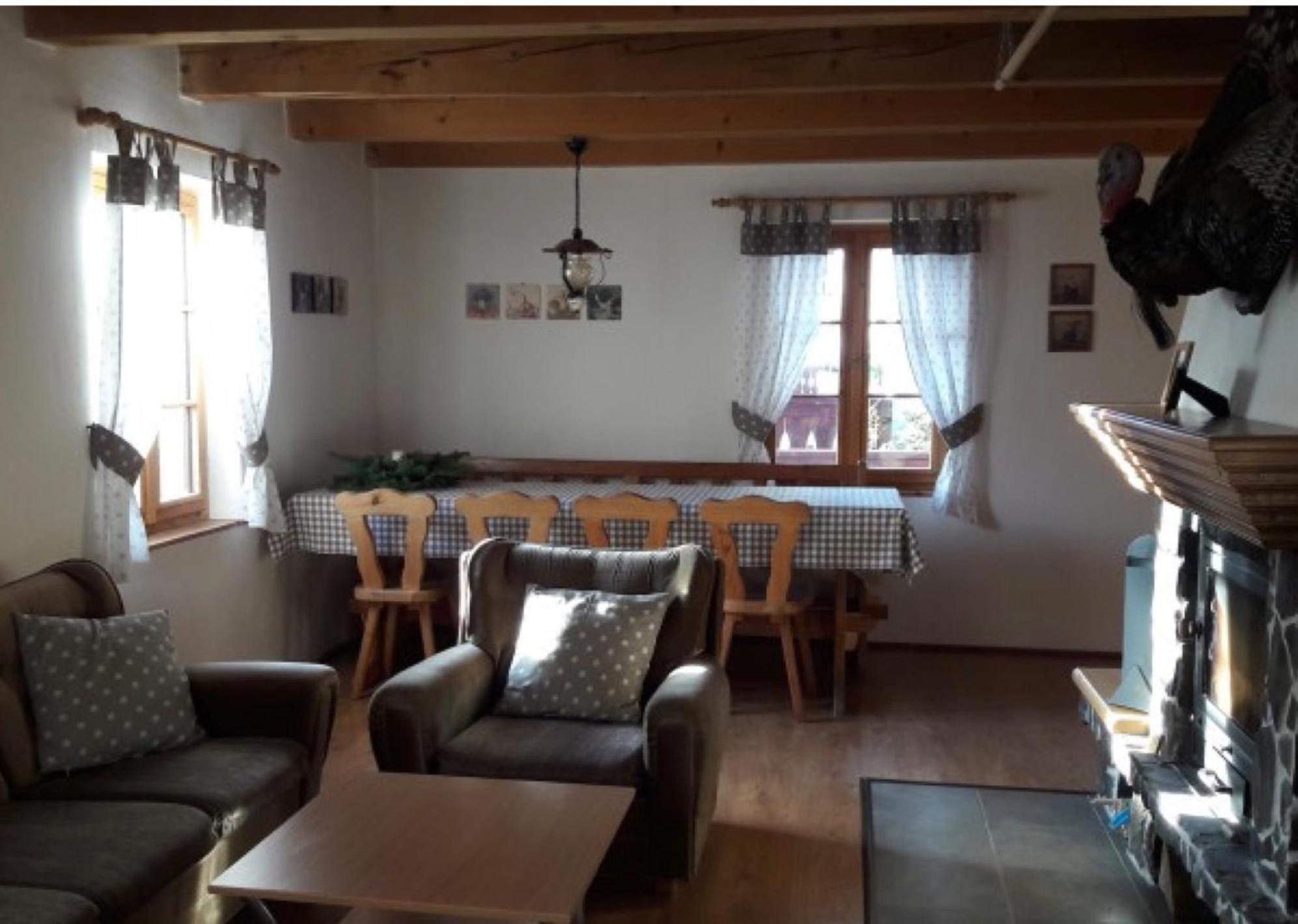 Domcek V Strani Villa Mýto pod Ďumbierom Exteriör bild