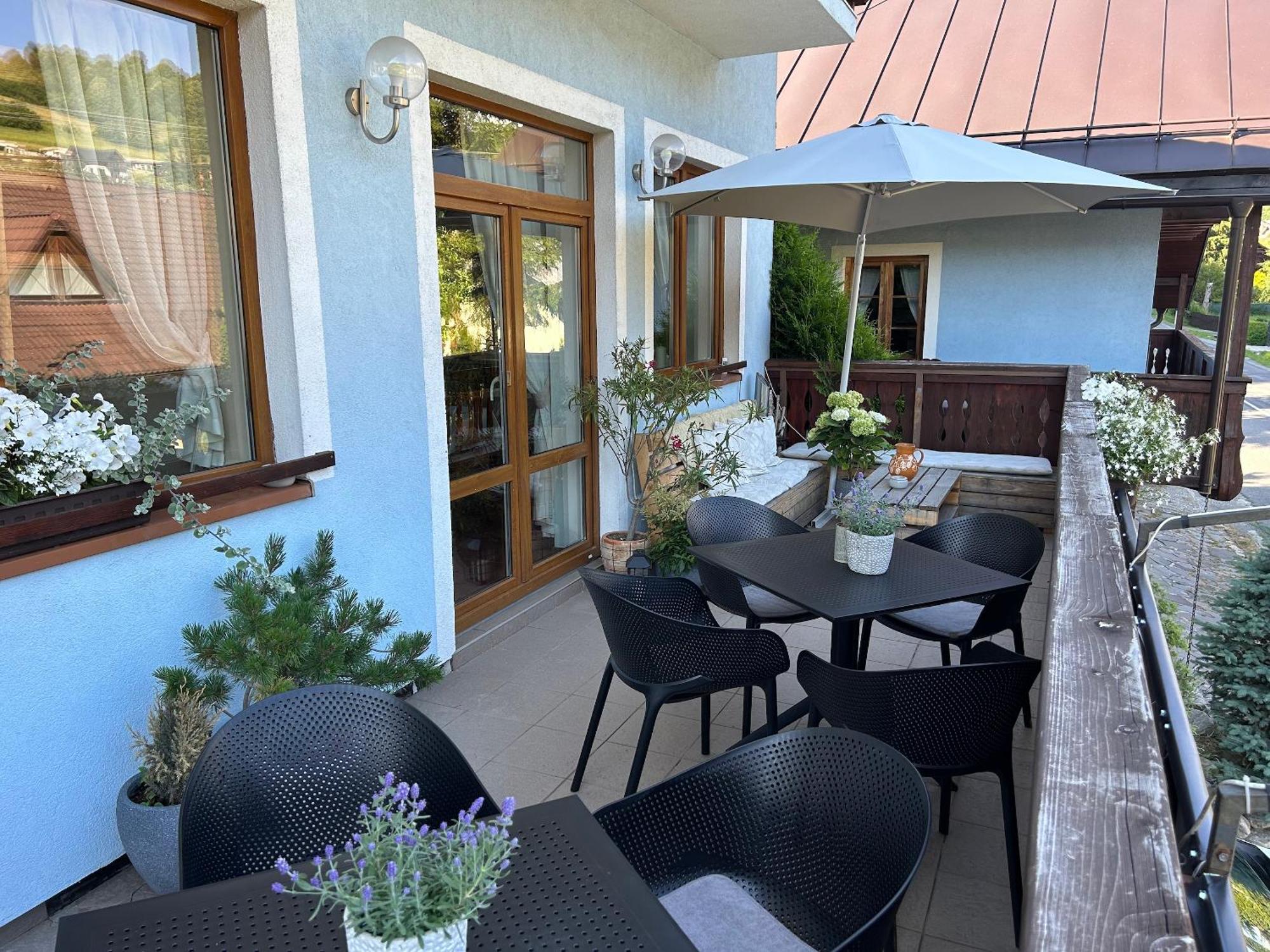 Domcek V Strani Villa Mýto pod Ďumbierom Exteriör bild