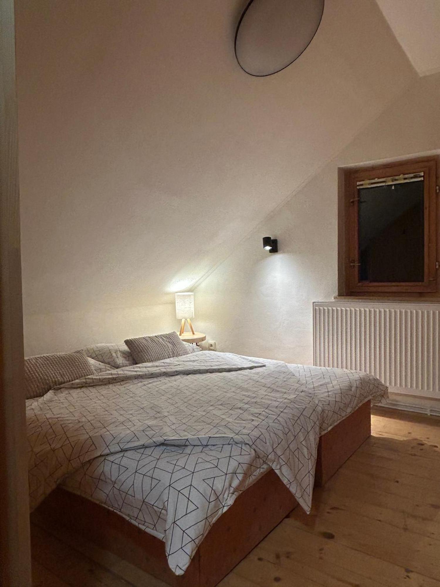 Domcek V Strani Villa Mýto pod Ďumbierom Exteriör bild